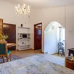 7942d * مالي لوشينغْ